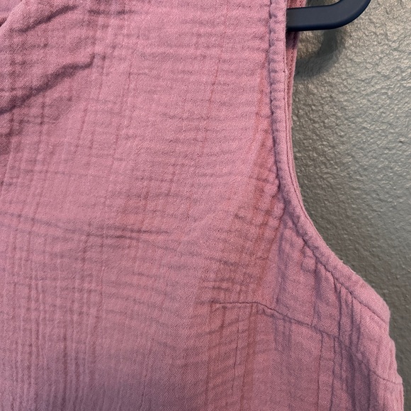 Columbia Women's Dusty Rose Sleeveless Blouse - Picture 4 of 7